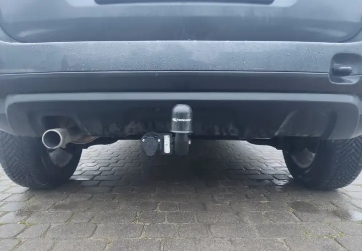 Hak do Dacia Duster, gotowy do podróży.