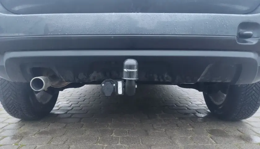 Hak do Dacia Duster, gotowy do podróży.